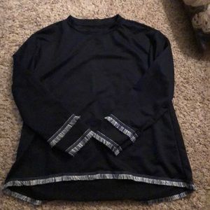 Cute shirt with fringe